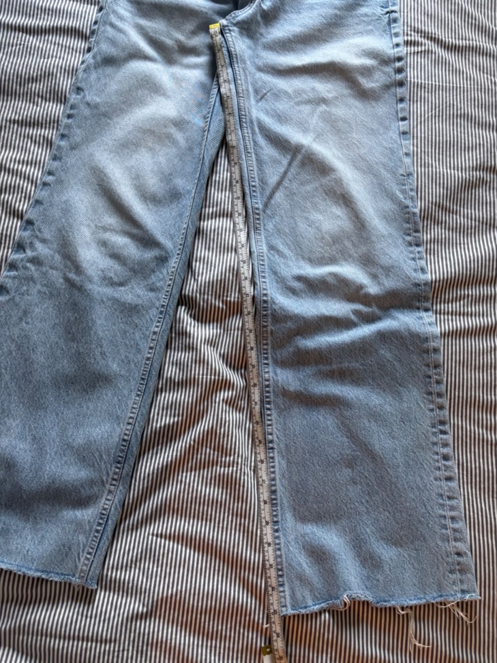 Zara - Size 6 Wide Leg Denim - Non-Stretch - 33" inseam - Picture 6 of 9